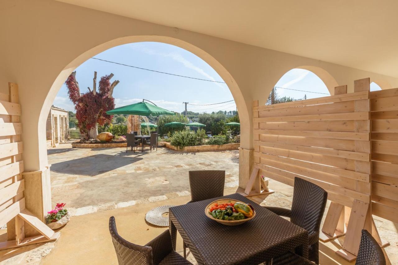 Casolare Lodedo Apart otel Ceglie Messapica Dış mekan fotoğraf